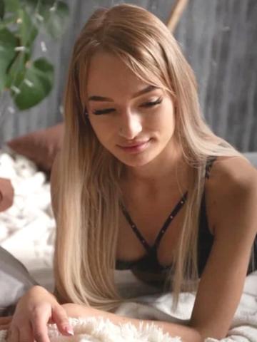 Кира Горячая Подружка фото 2